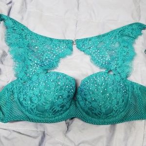 Victoria's Secret  36b bra